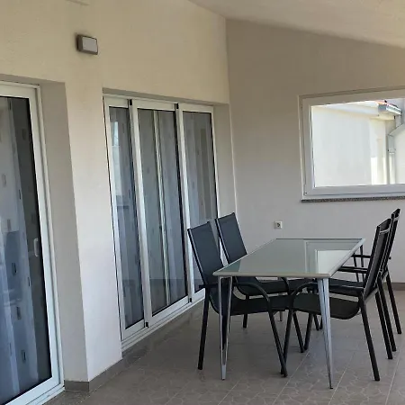 Apartman Anamarija * Kastela