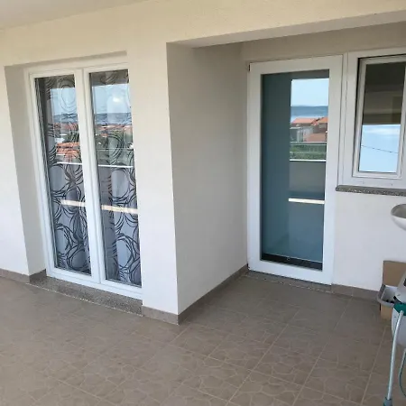 Apartman Anamarija Apartment *