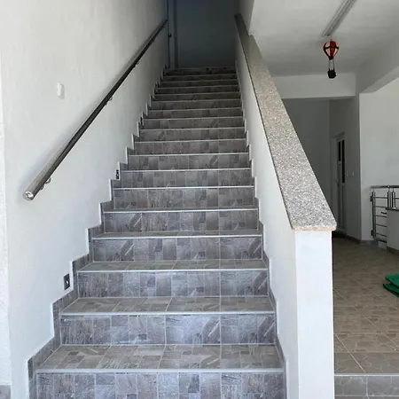 Apartman Anamarija * Kaštela