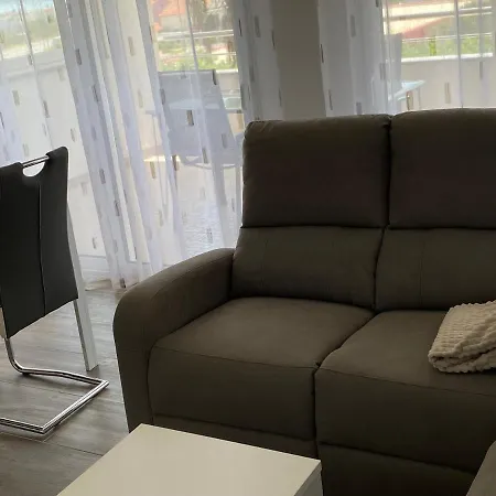 Apartman Anamarija * Kaštela